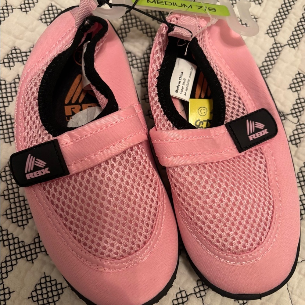 RBX girls water shoes 7/8